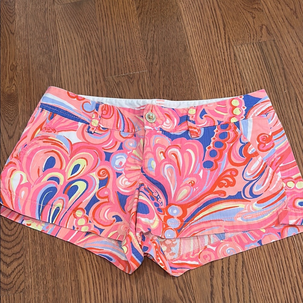 Lilly Pulitzer Vibrant Pink Patterned Women's Shorts